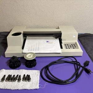 IBM color plotter type 7372 tested demo/works comes with two carousels, Pens. - Picture 1 of 24