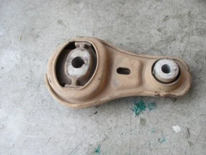 2019 SUZUKI SWIFT MK4 LOWER TORQUE CONTROL ENGINE MOUNT 93860700 - Picture 1 of 3