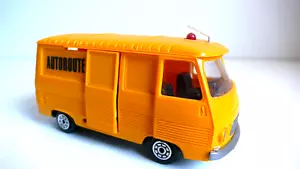 LES MINIATURES DE NOREV 1/43è PEUGEOT J7 "AUTOROUTE" BON ÉTAT ANNÉES 70 - Imagen 1 de 7