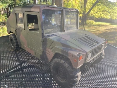 BRINQUEDOS DO SÉCULO 21 1/6 CAMUFLAGEM VEÍCULO DE RECONHECIMENTO BLINDADO como encontrado sem peças adicionais - Imagem 1 de 4