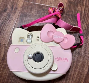 excellent+++++ Fujifilm Sanrio Hello kitty Instax mini Instant Film Camera - Picture 1 of 9