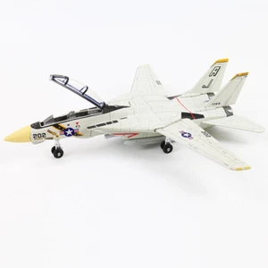 1:72 Scale F-14 Tomcat Fighter Jet Model - Plastic Aircraft With Detailed De _in - Picture 1 of 8