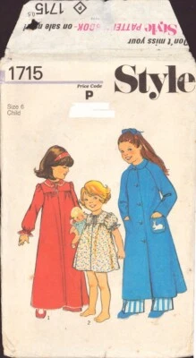 Style 1715 Sewing Pattern, Child's Nightdress and Dressing Gown, Size 6, Uncut Foto 1 de 2
