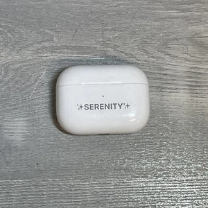 Genuine Authentic Replacement Apple Airpods Pro A2190 Charging Case - Picture 1 of 4