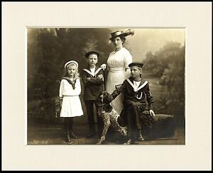 GERMAN SHORTHAIRED POINTER AND FAMILY VINTAGE STYLE DOG PHOTO PRINT  MOUNTED