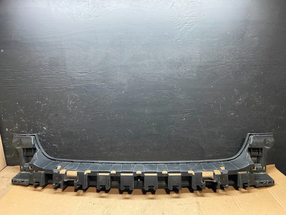 2008 to 2011 Mercedes Benz ML350 ML550 Rear Bumper Bracket Support F6662 PS - Image 1 of 4