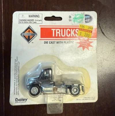 Boley Black International Day Cab HO Scale 1/87 Single Axle - Image 1 of 2