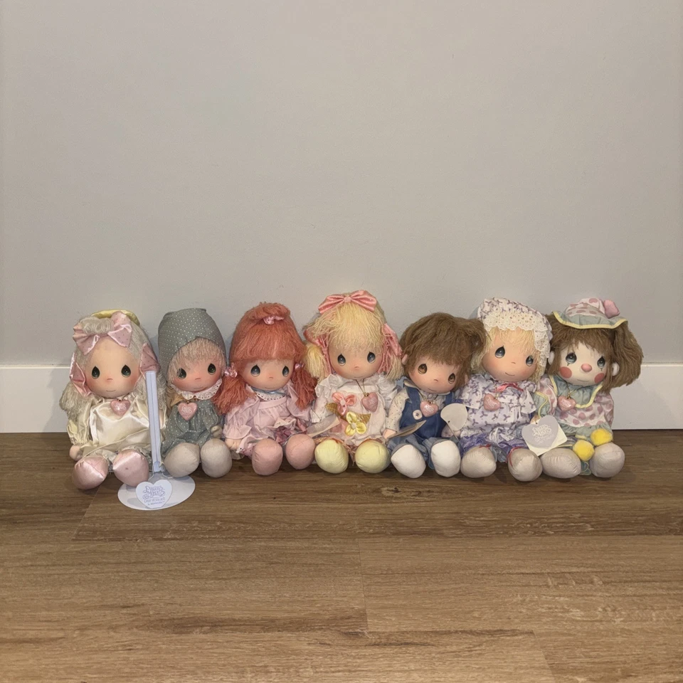Muñecas Precious Moments con etiquetas • Muñecas vintage • Juego completo excelente estado Foto 1 de 4