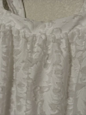 Top sin mangas de encaje blanco roto Lauren Conrad para mujer 1 XL Foto 1 de 4