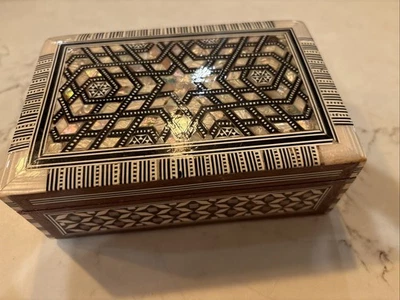 Vtg Mother of Pearl Inlaid Wood Jewelry Box Handmade in Egypt EUC - Image 1 of 4