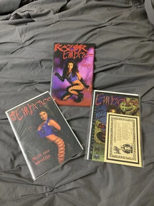 EMBRACE Ministry Chromium -2 Hüllen HANDSIGNIERT MIT COA. und RAZOR EMBRACE geprägt - Bild 1 von 15