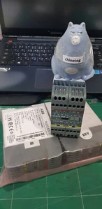 ABB Pluto B20 V2 2TLA020070R4600 PLC 1pcs used - Picture 1 of 3