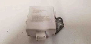 06 TOYOTA SIENNA Door Lock Receiver Module OEM 89741-AE010 - Picture 1 of 6