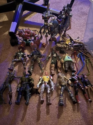 McFarlane Toys Spawn & Metal Gears sólido lote de 16 figuras y accesorios Foto 1 de 4