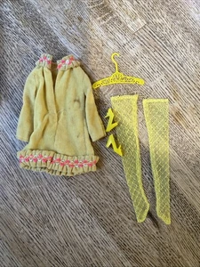 Vintage Barbie Kleidung #1484 Mellow Yellow komplett! - Bild 1 von 5