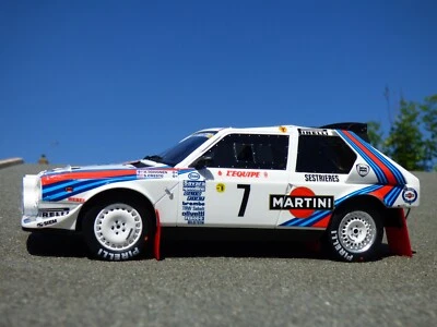 Lanica Delta S4 Monte Carlo Rally Toivonen Cresto Group B Martini Toy Car 1:18 - Image 1 of 4