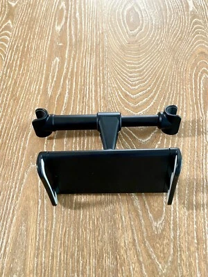 Car Backseat Tablet Headrest Holder For Switch and iPad Pro Mini, Cellphones - Image 1 of 4