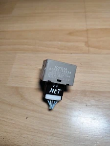 Toyota Avensis Verso 2003/Flasher Relay working current/8198050030/0665004650 - Imagen 1 de 6