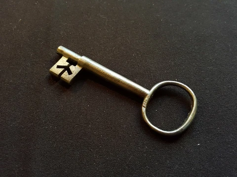 One Reclaimed Antique Cast Steel Georgian Key Door Furniture (EER198) Cover