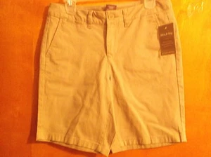 BRAND NEW LADY'S "WHITE STAG " KHIKI TAN BERMUDA SHORTS with REAR POCKETS - Picture 1 of 3