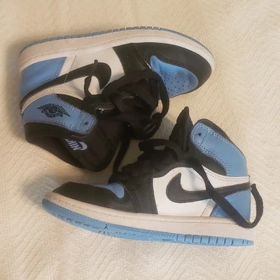 Nike Air Jordan 1 Puntera Alta UNC Azul Negro Blanco FD1412-400 Niños Talla 11C Foto 1 de 4