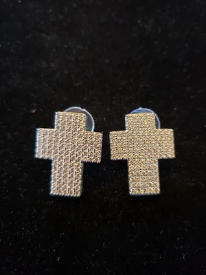 Cubic Zirconia Silver Hip Hop Cross Women's Earrings 15/16"  Sparkly EUC - Image 1 of 4
