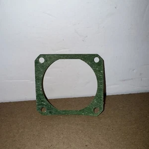GENUINE OEM STIHL CYLINDER BASE GASKET 1124-029-2300 FITS O84 084 - Picture 1 of 2