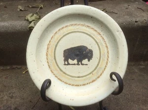 Dakota Stoneware Pottery Bushnell SD, Buffalo Plate 8” - Picture 1 of 2