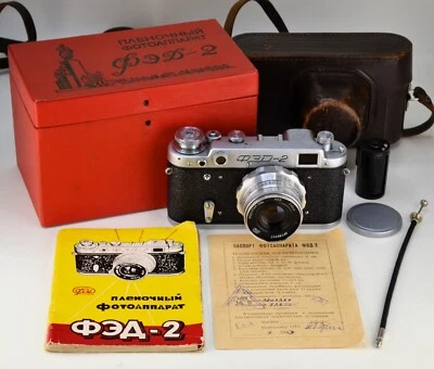 1959 SOVIET USSR "FED 2" rangefinder camera + Industar-26m lens M39 FULL SET (7) - Image 1 of 4