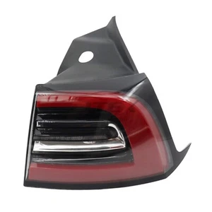 2021-23 Tesla Model 3 LED Tail Light RIGHT Rear Outer Brake Signal Lamp (4 PINS) - Picture 1 of 5