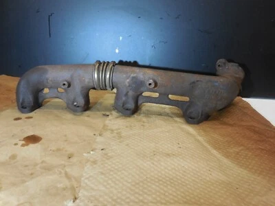 Правый выпускной коллектор двигателя 1171423802 86-89 Mercedes Benz R107 560SL 560SEL - Изображение 1 из 4