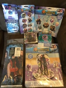 Large lot of Descendants 2 and 3 party decorations supplies - Picture 1 of 1