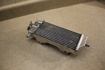 Radiador de llenado lateral derecho Yamaha YZ250FX 2015-2019 mercado de accesorios 2225 B10 Foto 1 de 4