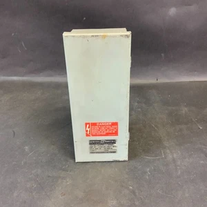 GE LW32F30 BUSWAY FUSIBLE TAP BOX ($100 OBO) - Picture 1 of 4
