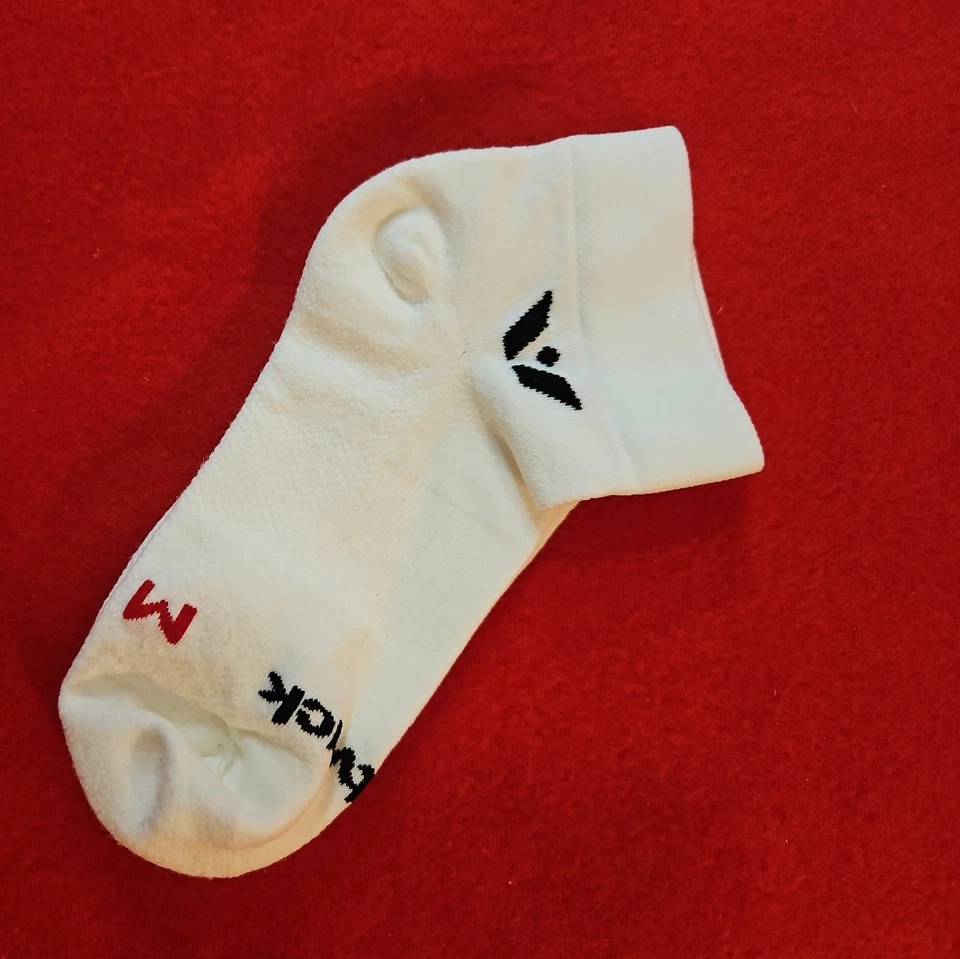 Unisex Talla MEDIANA, Blanco Swiftwick Aspire Calcetines al Tobillo, 1 Par Foto 1 de 2