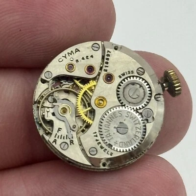 19.7mm Cyma R.424 Sub Seconds Manual Wind Watch Movement Swiss Vintage PARTS - Image 1 of 4