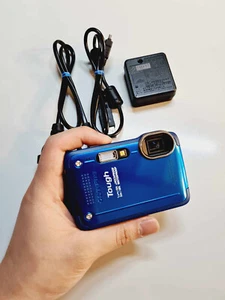 Olympus Stylus TG-630 Digital Camera lost charger cover sold as is is (T23) - Picture 1 of 14