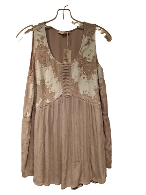 New NWT Mystree Small Sleeveless Tan Tank Top Babydoll Lace - Image 1 of 4