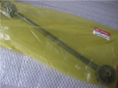 GENUINE KIA SPORTAGE MK2 2004-09 REAR CONTROL TRAILING ARM 551102E002 - Image 1 of 2