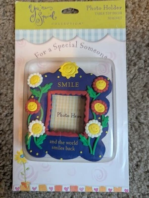 Mini Portafotos e Imán Sonrisa y El Mundo Sonríe Sello Azul Nuevo Foto 1 de 4