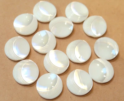 14 VINTAGE ART DECO MOTHER OF PEARL MOP STYLISH BUTTONS 20mm UNUSED - Image 1 of 4