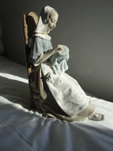 FIGURA DE PORCELANA LADRO - LA DAMA BORDADA - #4865 PERFECTO ESTADO - ¡IMPECABLE! - Imagen 1 de 14