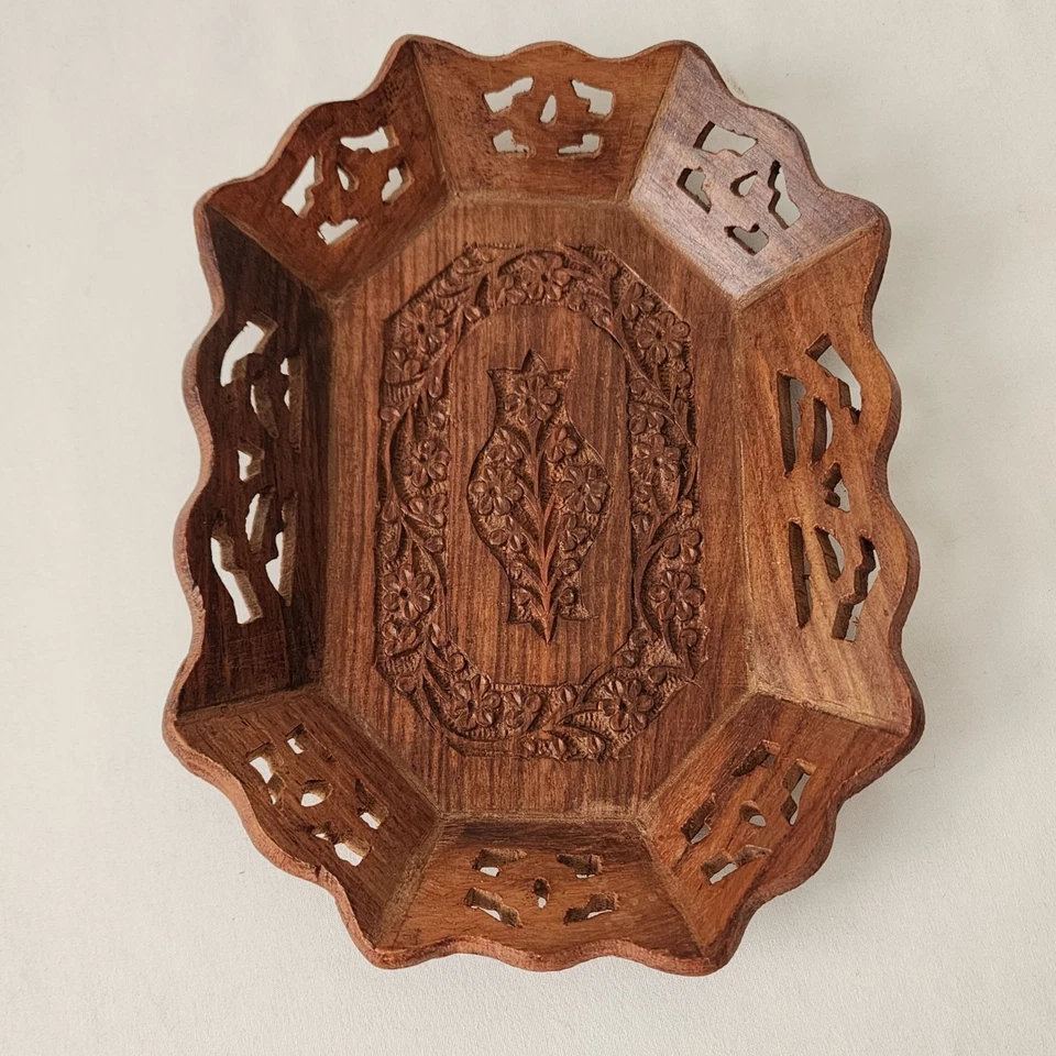 VTG Hand Carved Wood Tray Floral Design Boho Chic Catch All Home Decor Rustic - Image 1 of 4