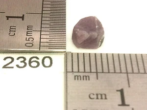Rubis brut de Mozambie 0,28g corindon opaque non traité mineraux lithotherapie - Picture 1 of 2
