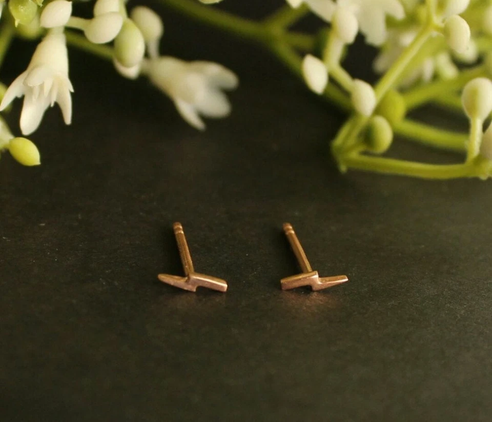 Blitz Ohr Piercing 14k Massivgold Mini Stab Nase Ohr Piercing Schmuck. - Bild 1 von 4