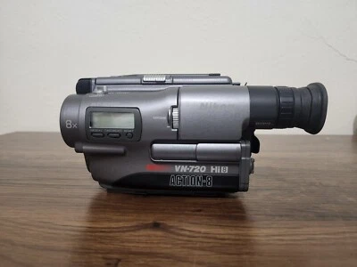 Nikon VN-720 Hi8 Action-8 LCD 8mm Video Camcorder Record 8x Zoom UNTESTED - Image 1 of 4
