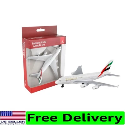 Детский литой самолет Daron Emirates A380 — подлинные детали и легкий вес - Изображение 1 из 4
