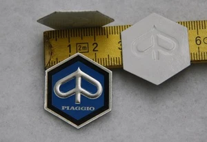 VESPA Aufkleber blau 6 eck V 50 N S L R PRIMAVERA 125 ET3 Special Logo Kaskade - Bild 1 von 1