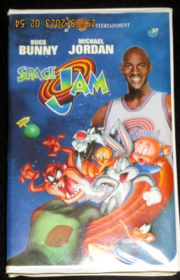 VHS****SPACE JAM****STARRING**MICHAEL JORDAN****BUGS BUNNY**MINT - Image 1 of 2