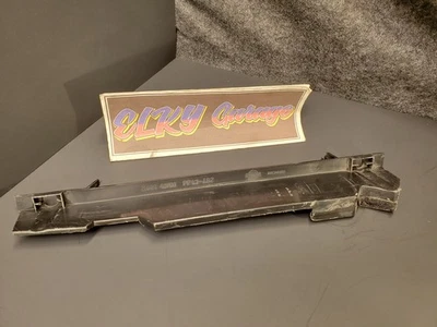 89-94 S13 240SX 180SX Silvia Left Radiator Seal Shroud Plastic 21499-40F00 - Image 1 of 4